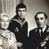 В отпуске с родителями, ноябрь1976, отец майор морской авиации