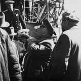 Посещение Н. С. Хрущевым 4 мая 1962 г. РКР «Грозный». Делегация осматривает вооружение корабля.