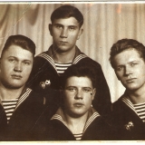 Михаил Федоров, крайний справа