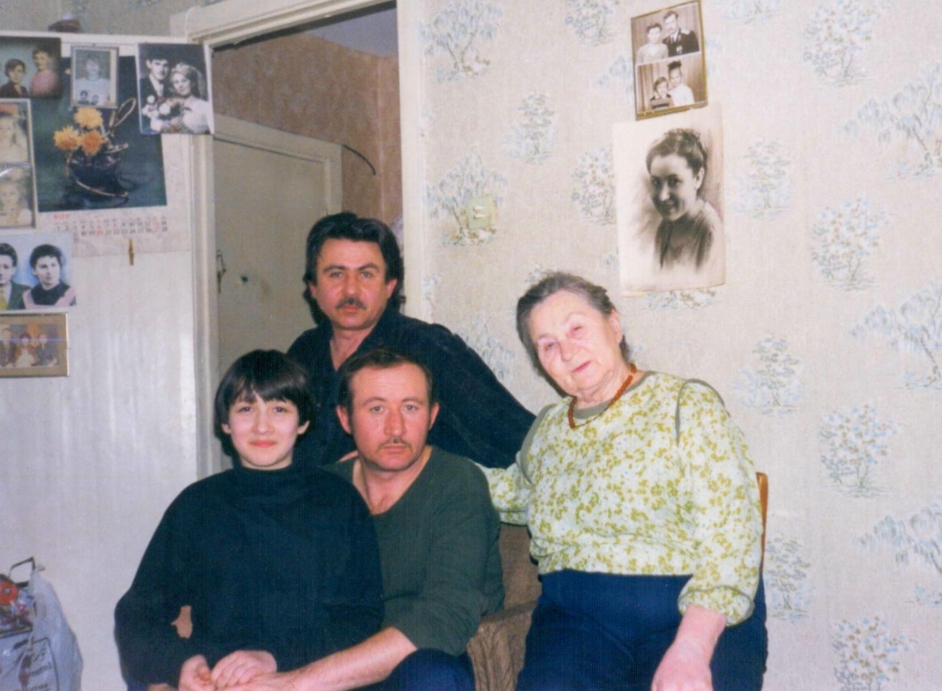 Мама с моими братьями и внучкой